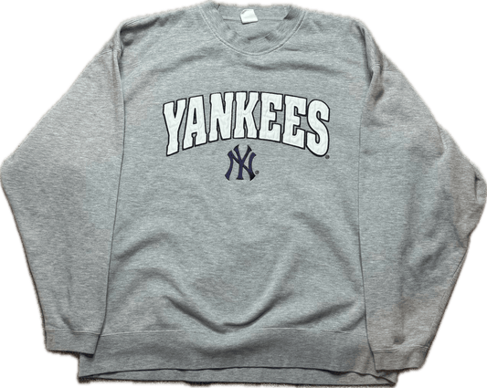 Yankees Adidas Crewneck Size XL